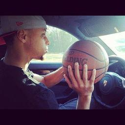 库里私下生活照,篮球场外的温馨瞬间