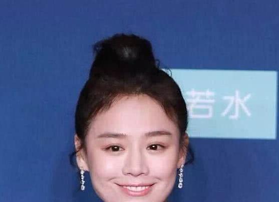 周冬雨表情包 大全